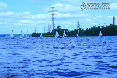 Фоторепортаж с парусной практики флотилии Флагман, прошедшей в июне 2017 года.